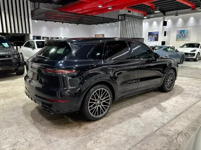 2019 بورش كايين اس