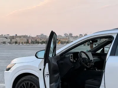 2025 لكزس أر إكس 350