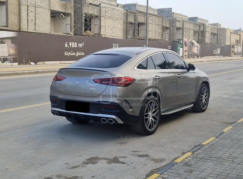 2021 مرسيدس - بنز جي إل إي 53 أي إم جي