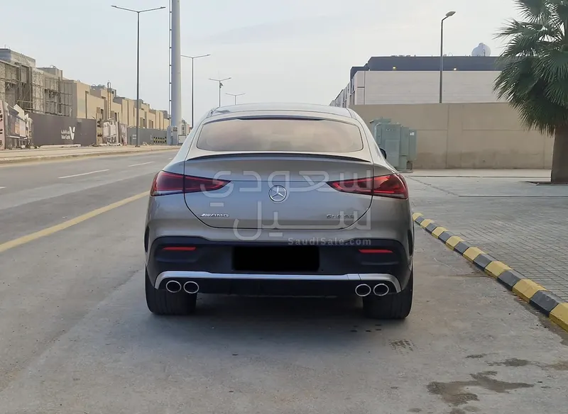 2021 مرسيدس - بنز جي إل إي 53 أي إم جي