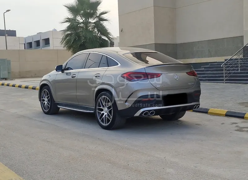 2021 مرسيدس - بنز جي إل إي 53 أي إم جي