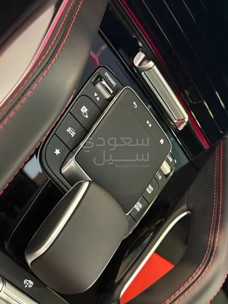 2024 مرسيدس - بنز جي إل إي 53 أي إم جي