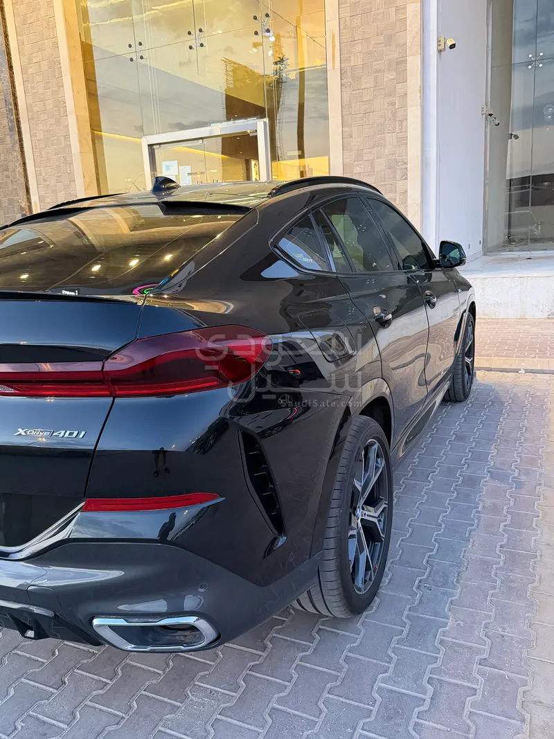 2023 بي ام دبليو الفئة اكس 6 إم كت