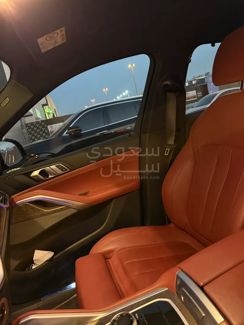 2023 بي ام دبليو الفئة اكس 6 إم كت
