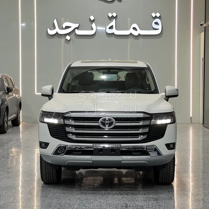 2026 تويوتا لاند كروزر جي اكس ار2