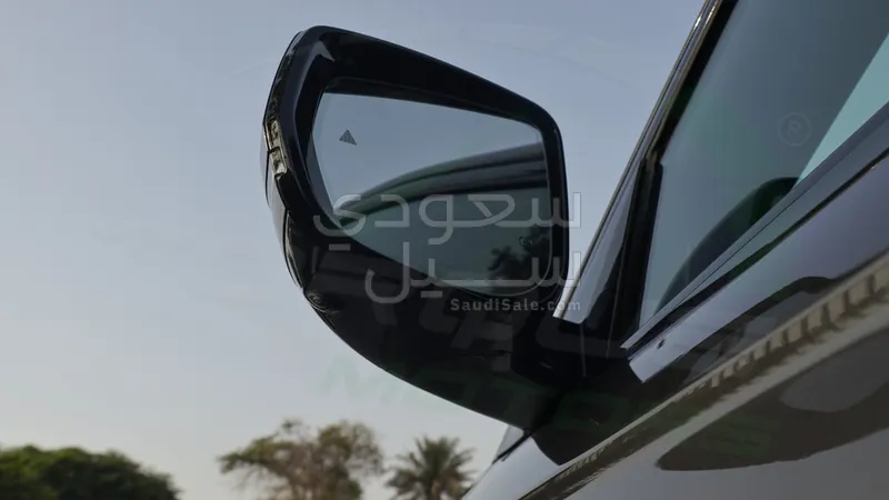 2025 جييب جراند شيروكي ليمتد بلس