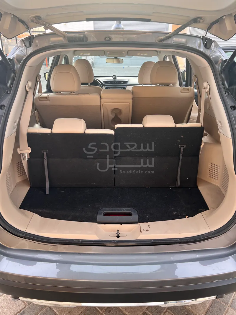 2021 نيسان اكس - ترايل