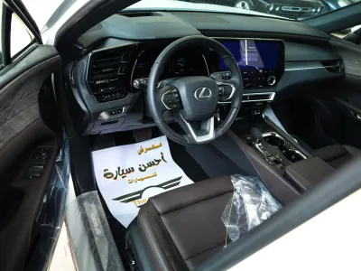 2026 لكزس أر إكس 350