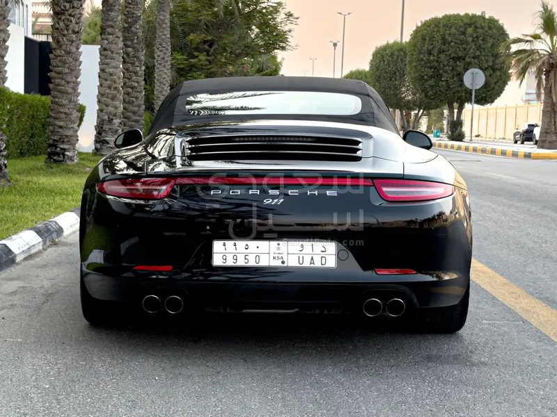 2016 بورش 911 كاريرا 4