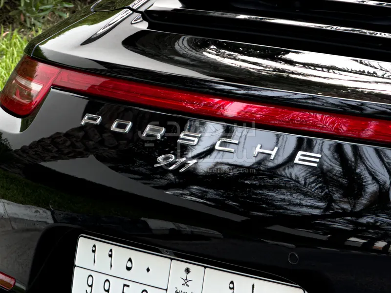 2016 بورش 911 كاريرا 4