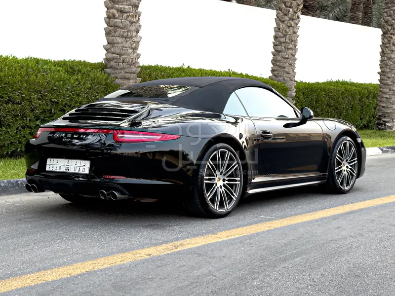 2016 بورش 911 كاريرا 4
