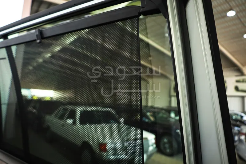 2020 لكزس إل إكس 570 بلاك اديشن