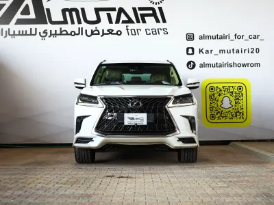 2020 لكزس إل إكس 570 بلاك اديشن