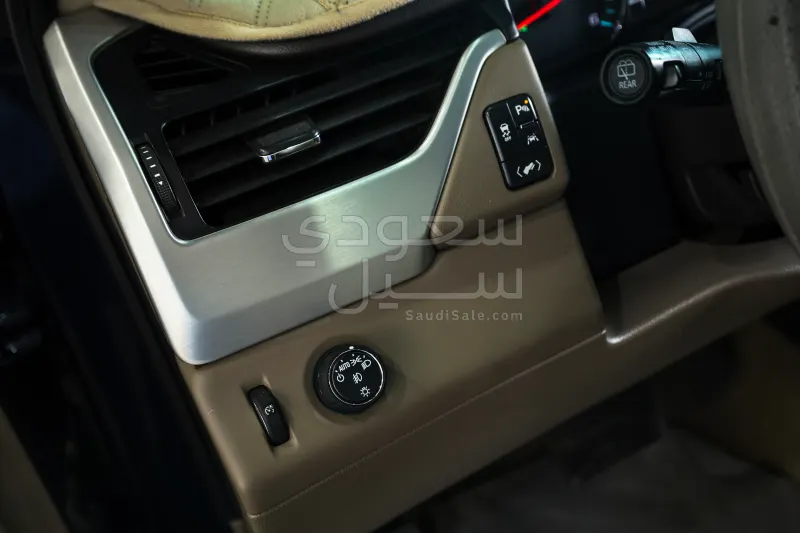 2019 جي ام سي يوكون اس ال اي