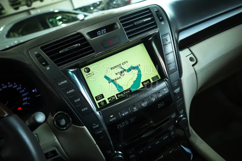 2007 لكزس إل إس 460 إل