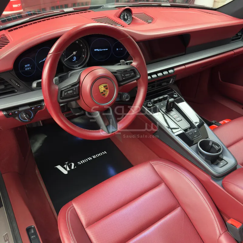 2021 بورش 911 كاريرا