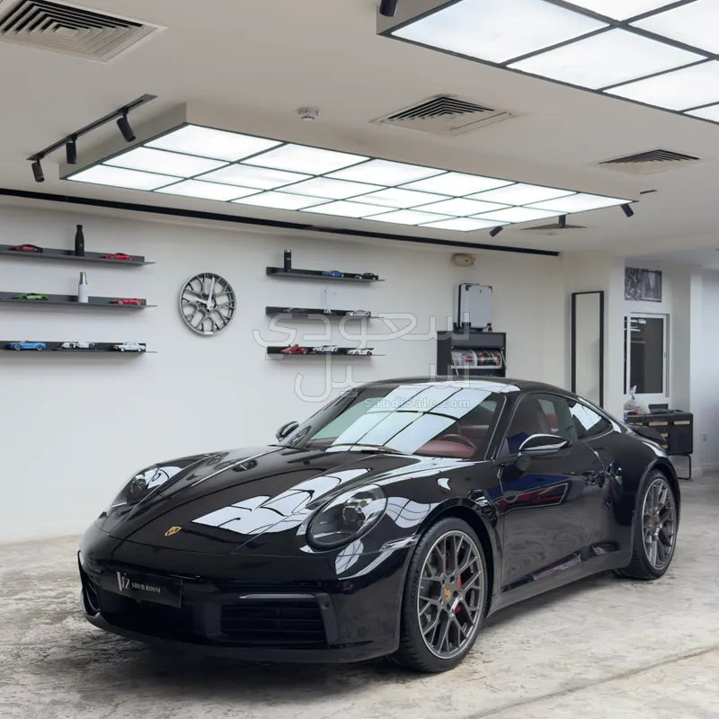 2021 بورش 911 كاريرا