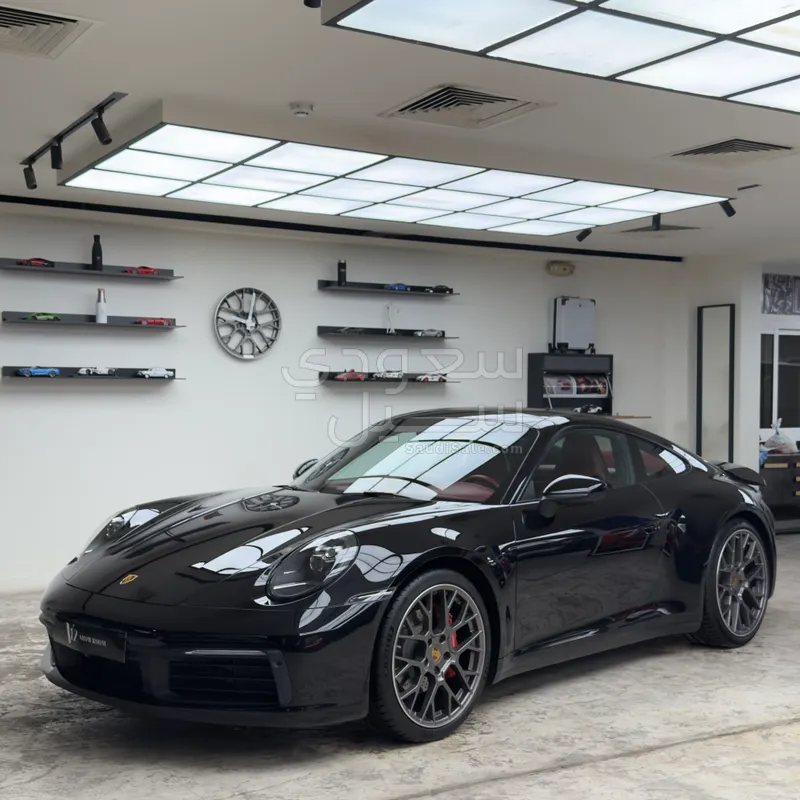 2021 بورش 911 كاريرا