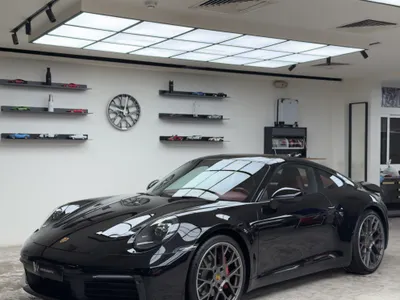 2021 بورش 911 كاريرا