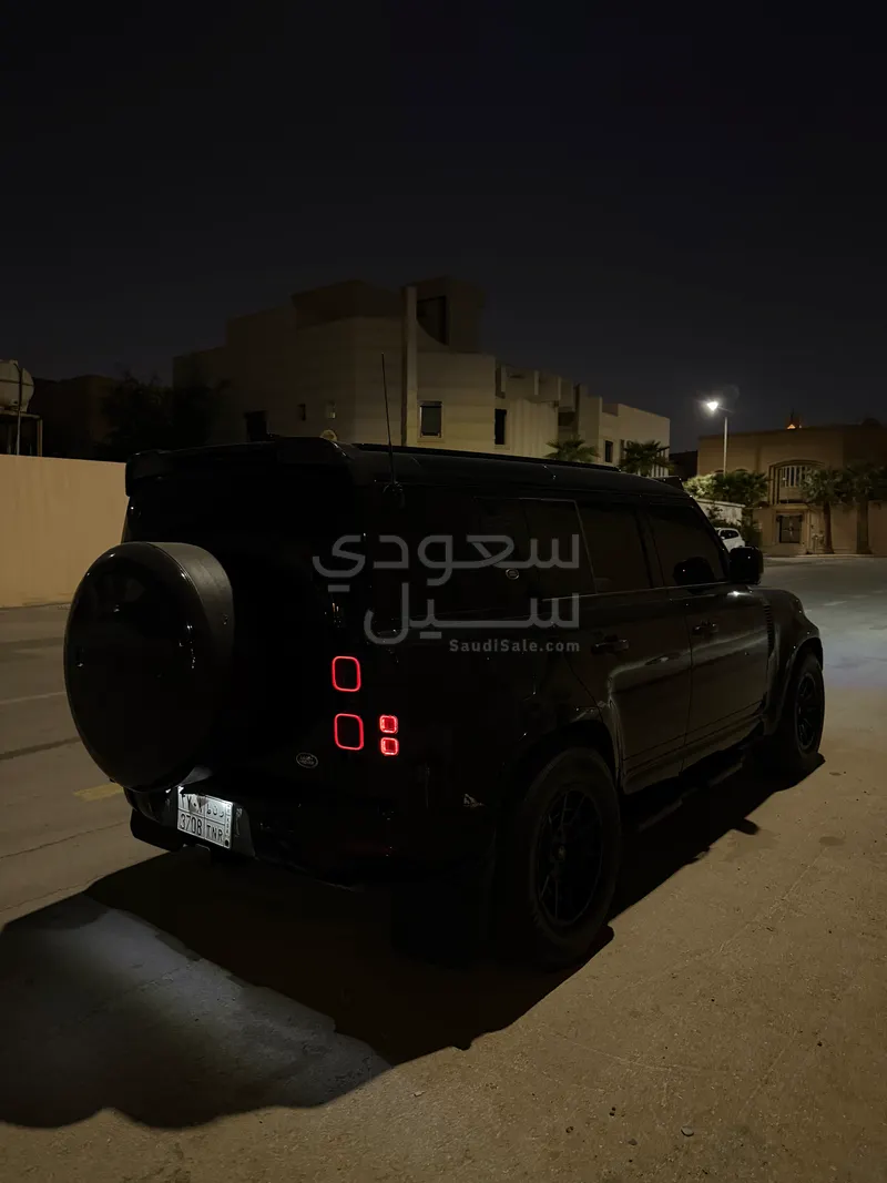 2022 لاند روفر ديفيندر 110 اكس داينمك اتش اس اي