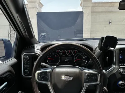 2021 شفروليه سلفرادو تريل بوس