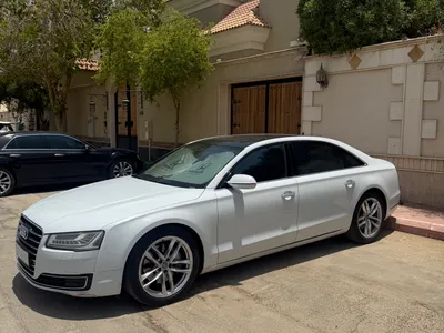 2015 اودي اي 8 ال 50 تي اف اس اي