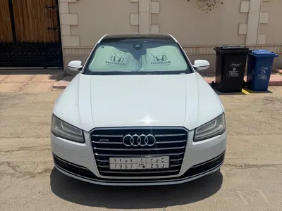 2015 اودي اي 8 ال 50 تي اف اس اي