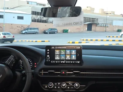 2025 هوندا زي ار في