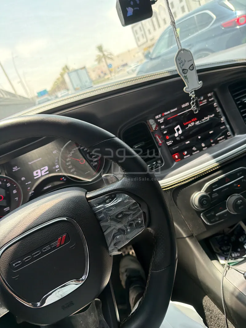 2023 دودج تشارجر اٍس ار تي 392 سكات باك