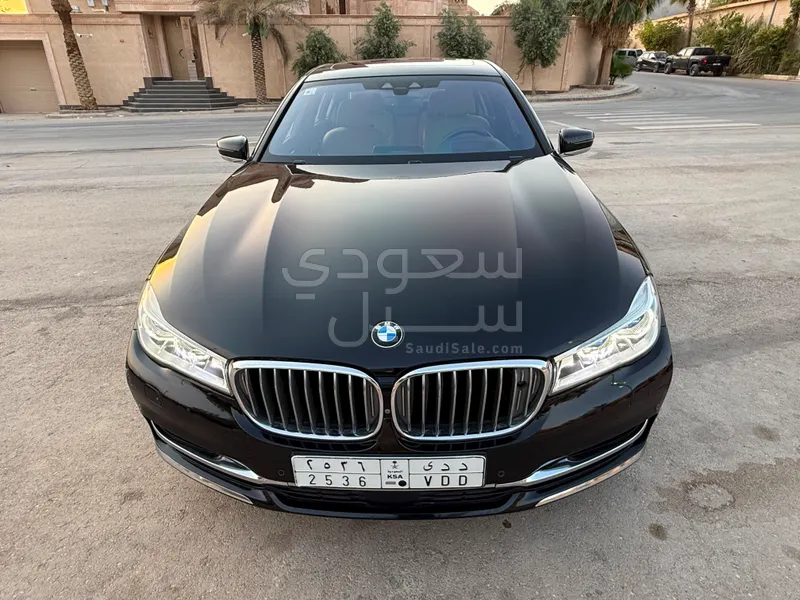 2016 بي ام دبليو الفئة السابعة 750 إل أي