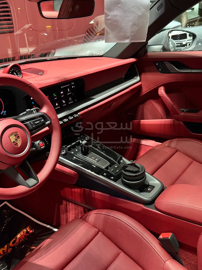 2026 بورش 911 كاريرا
