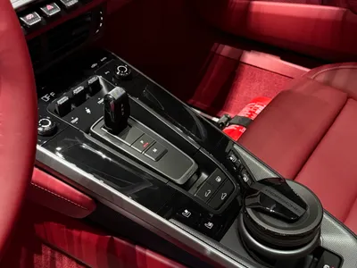 2026 بورش 911 كاريرا