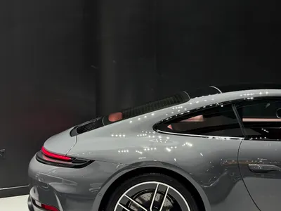 2026 بورش 911 كاريرا