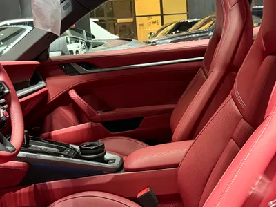 2026 بورش 911 كاريرا