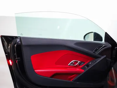 2021 اودي ار 8 في 10 بلس