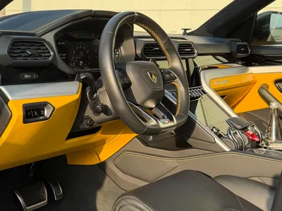 2022 لمبرجيني اوروس