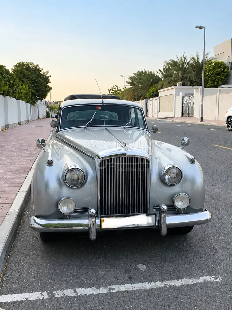 1956 بنتلي اس ون