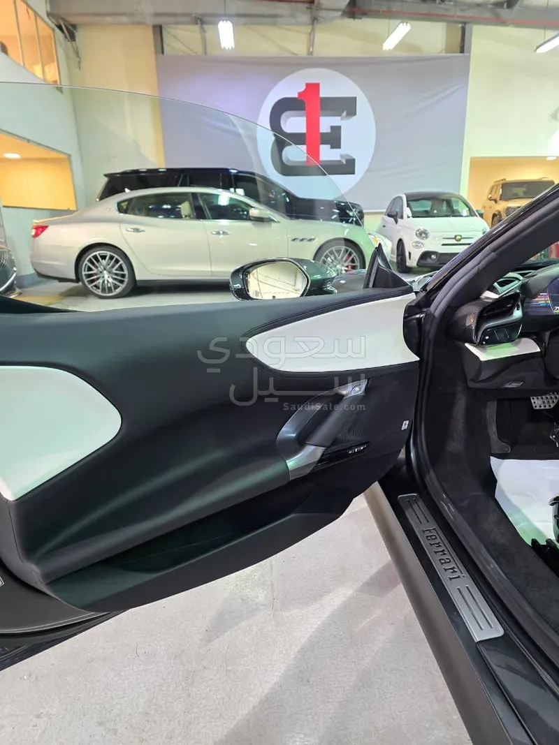 2023 فيراري اس اف 90 سبايدر