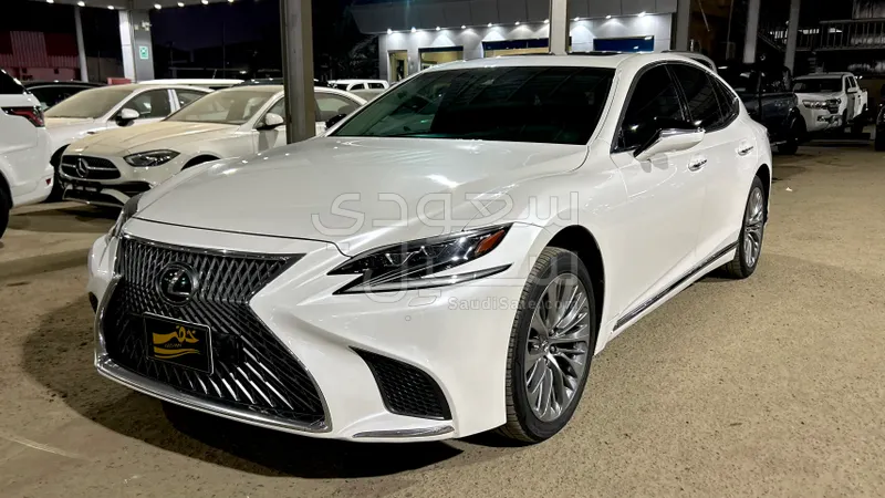 2018 لكزس إل إس 350