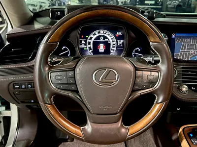 2018 لكزس إل إس 350