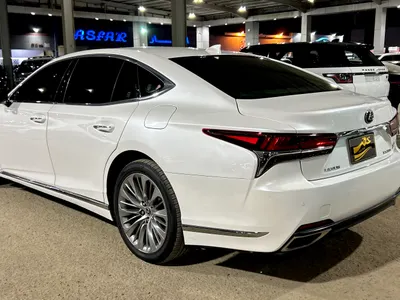 2018 لكزس إل إس 350