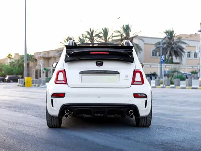 2024 فيات ابارث 695 توريزمو