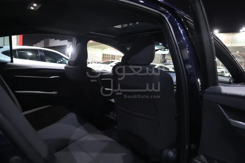 2025 تويوتا كامري
