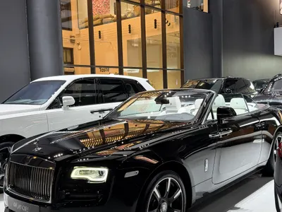 2019 رولز رويس داون بلاك بادج