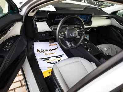 2024 فورد توروس امبيانتي