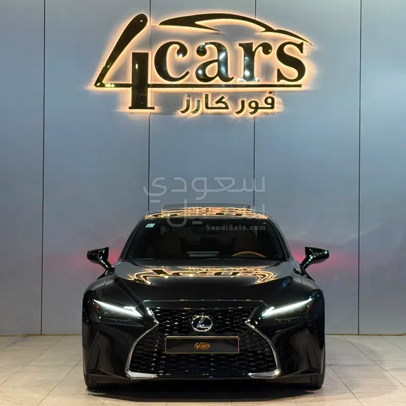 2023 لكزس آي إس 350