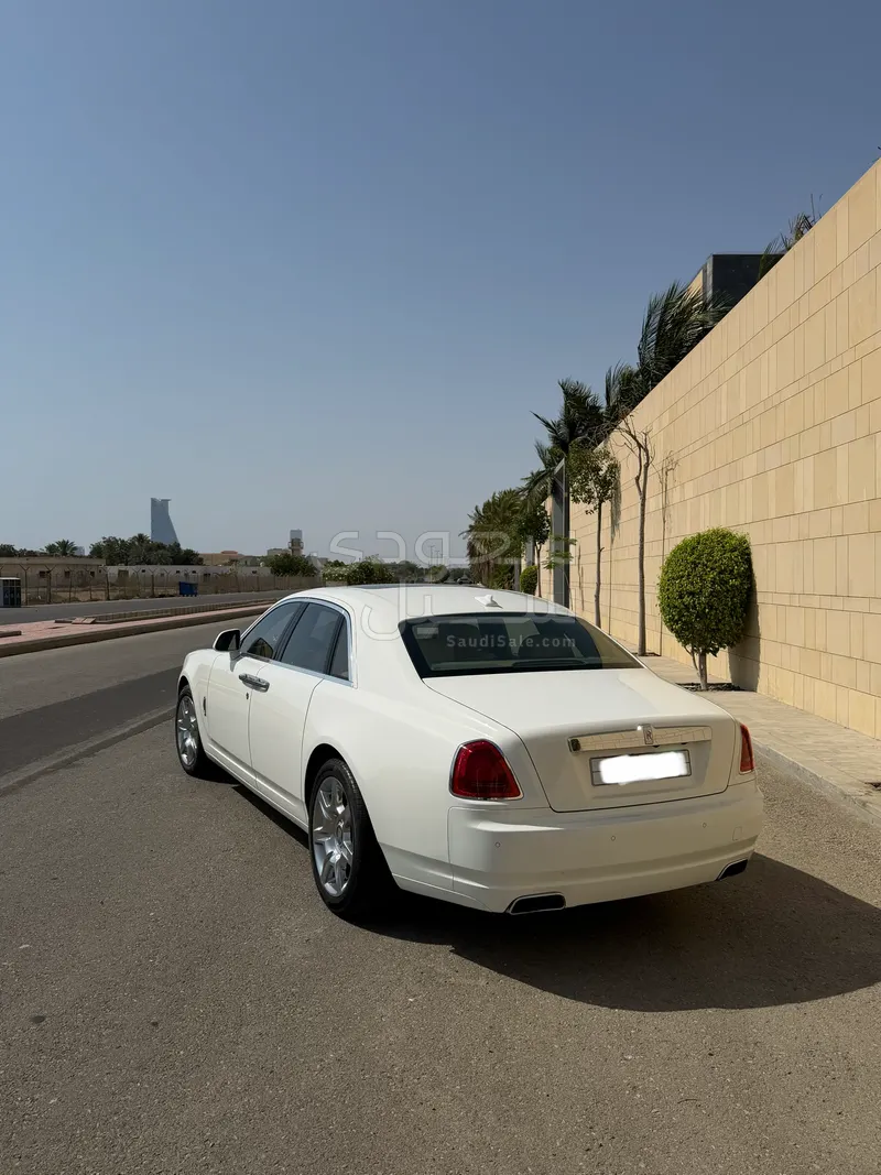 2013 رولز رويس قوست