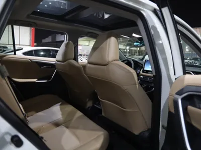 2022 تويوتا راف 4