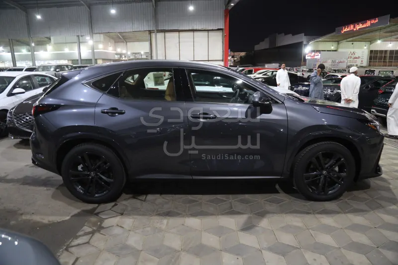 2026 لكزس إن إكس 350