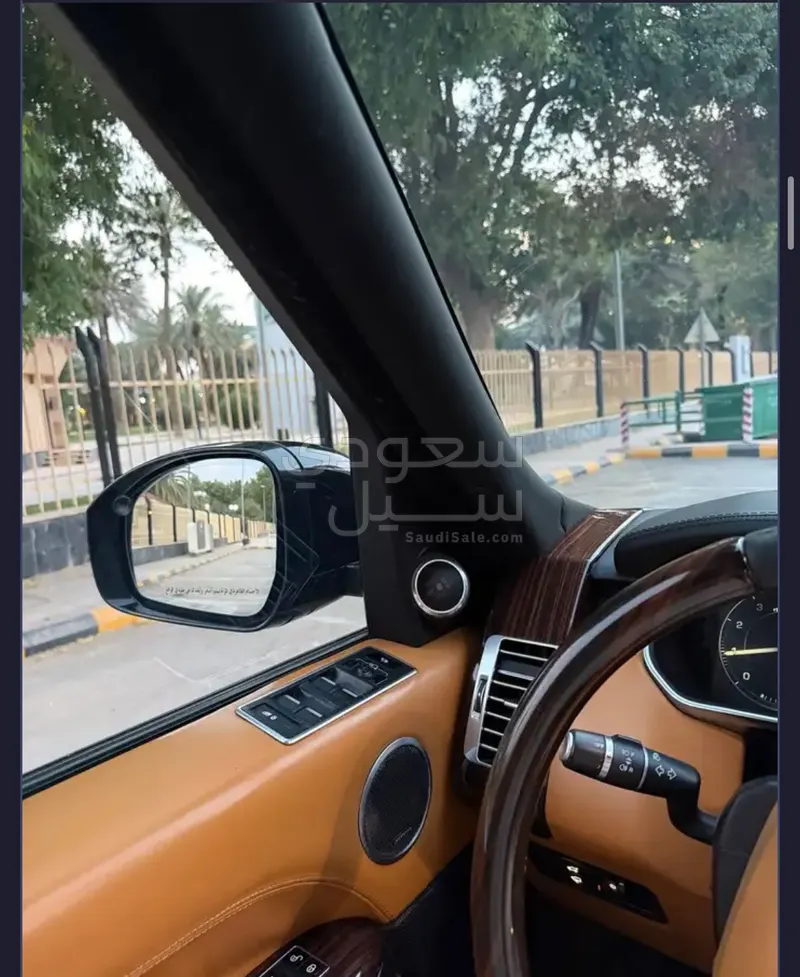 2015 لاند روفر رينج روفر فوج ان اي